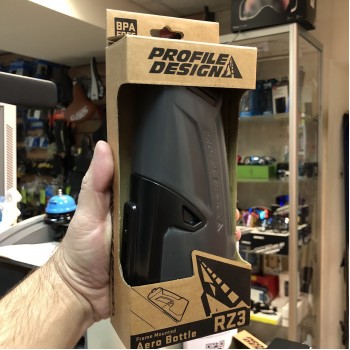 Аэрофляга для воды с флягодержателем Profile Design RZ3 Bottle System (ACRZ3DRK)