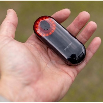 Фонарь велосипедный задний с радаром на сближение Magene Radar L508