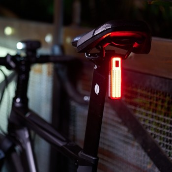 Фонарь велосипедный задний Moon Helix Sense 450