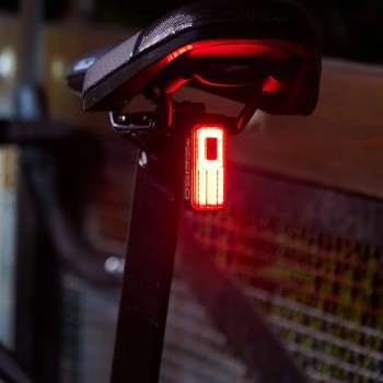 Фонарь велосипедный задний Moon Helix Sense 150 Люмен