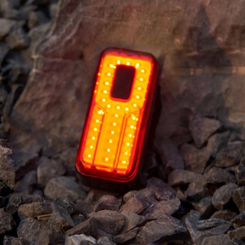 Фонарь велосипедный задний Moon Helix Sense 150 Люмен