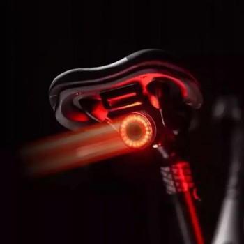 Фонарь задний Rockbros c датчиком сна и торможения (TL907Q50)