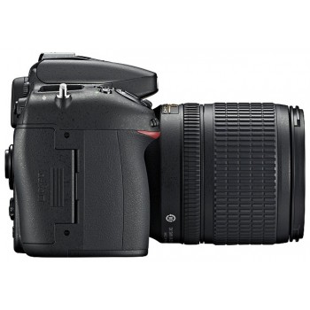 Зеркальная цифровая фотокамера Nikon D7100 Kit 18-200 VR Black