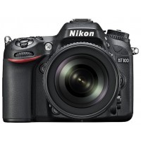 Зеркальная цифровая фотокамера Nikon D7100 Kit 18-200 VR Black