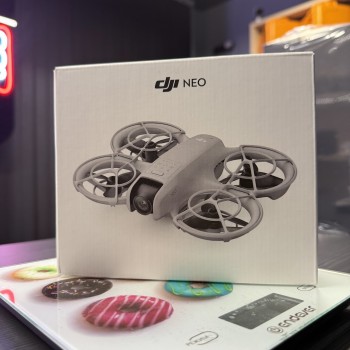 Квадрокоптер DJI Neo