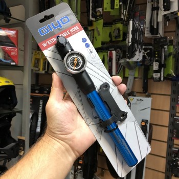 Насос компактный со встроенным шлангом и манометром Giyo GP-871E