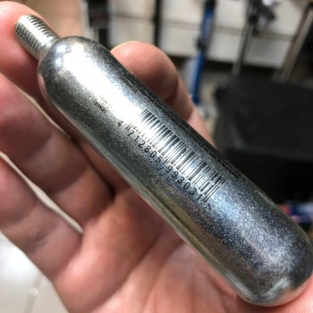 Баллончик с воздухом Lezyne CO2 20гр. (1-C2-CRTDG-BULK-V120)