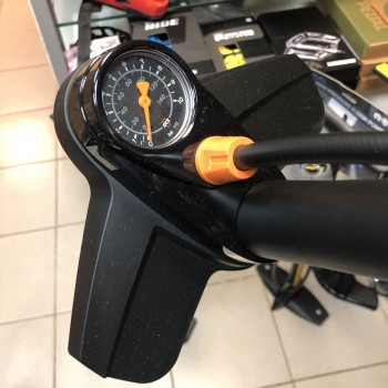 Насос напольный с манометром SKS Air X-Press 8.0