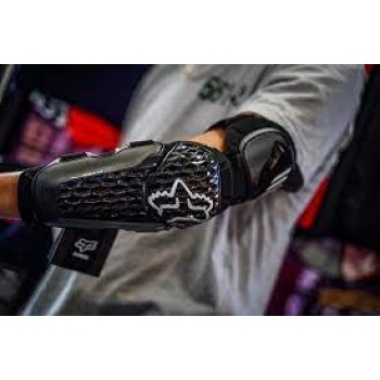 Налокотники Fox Titan Pro D3O Elbow Guard (25193-001)