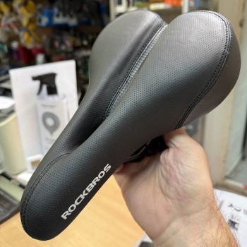 Седло велосипедное комфортное с интегрированным фонарём Rockbros FU-5700L