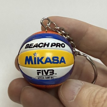 Брелок сувенирный волейбольного мяча Mikasa Beach Pro BV550С