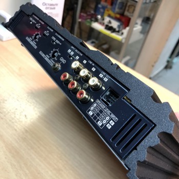 Автомобильный 4-х канальный усилитель Kenwood KAC-6401
