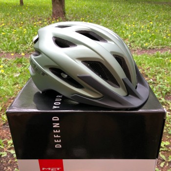 Велошлем Met Crossover Helmet (3HM149CE) 2025