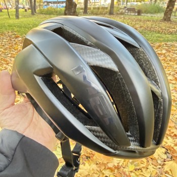 Велошлем Met Trenta 3k Carbon MIPS (3HM162CE00) 2026
