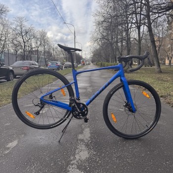 Велосипед гравийный Giant Revolt 2 б/у