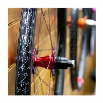 Лента для обода бескамерная Peaty's RimJob Rim Tape 9м (PRJ9M)