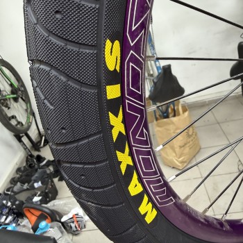 Покрышка Maxxis Hookworm 26x2.50 TPI 60 сталь (ETB74255100)